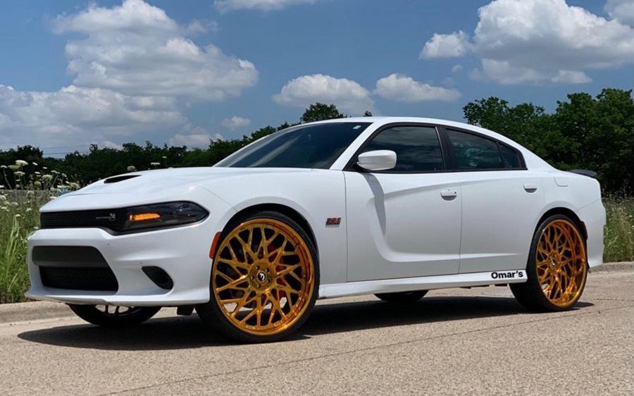 Dodge Charger R/T Scat Pack White on Forgiato Wheels (Blocco) '2019